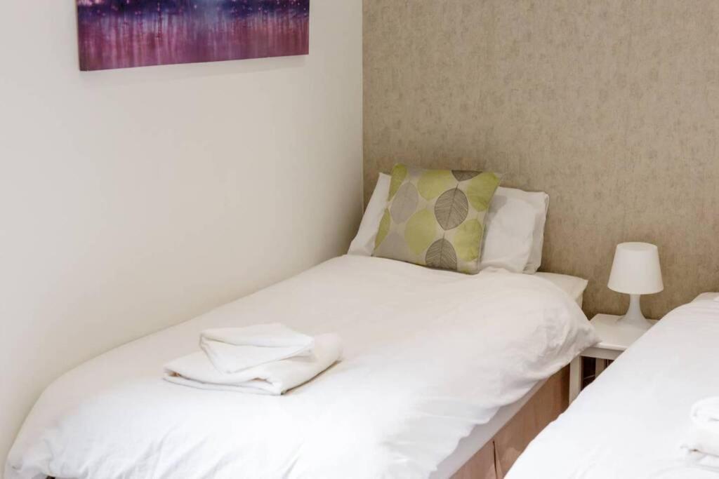 Stylish 2 Bed 2 Bath *Close To Beach And Centre With Parking* Bournemouth Exterior foto