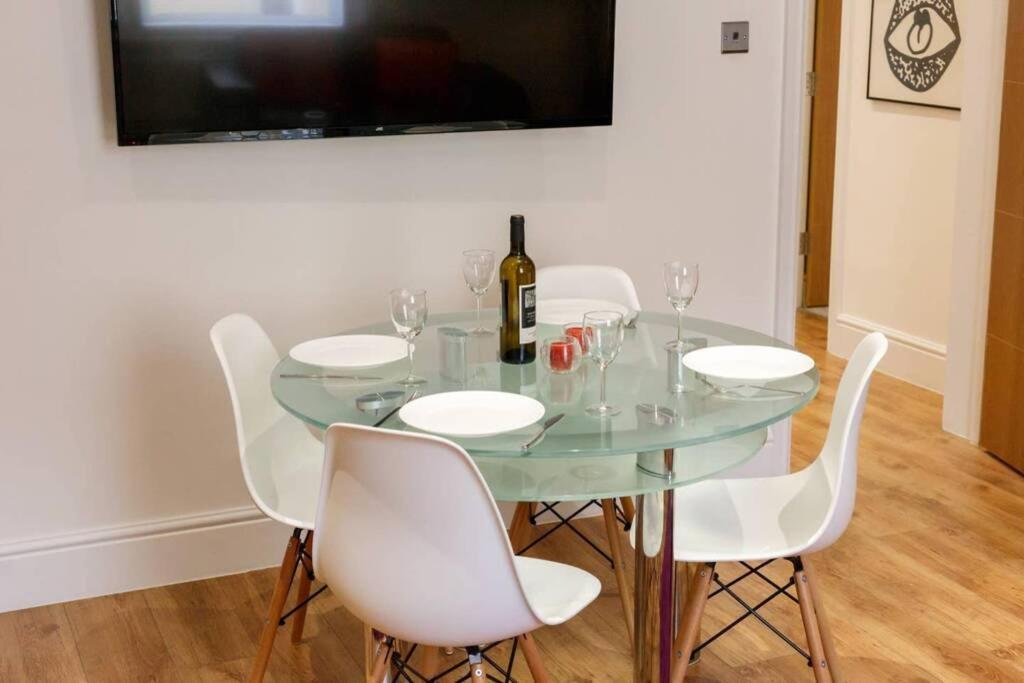 Stylish 2 Bed 2 Bath *Close To Beach And Centre With Parking* Bournemouth Exterior foto