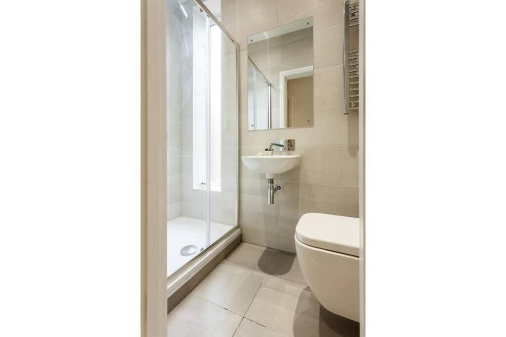 Stylish 2 Bed 2 Bath *Close To Beach And Centre With Parking* Bournemouth Exterior foto